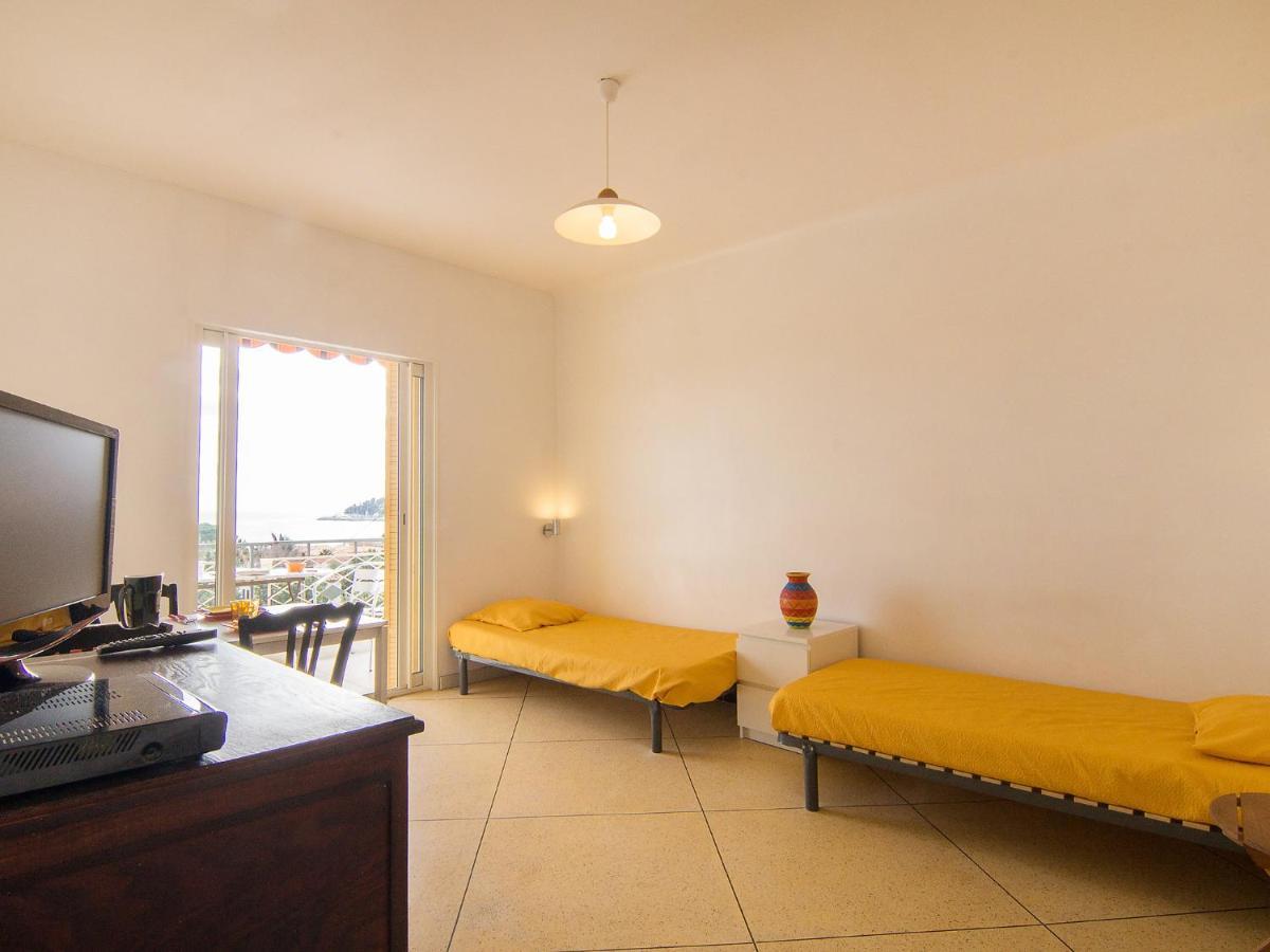 Apartment Riva Bella-2 By Interhome Cavalaire-sur-Mer Exterior photo